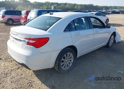 2012 Chrysler 200 Touring из США, поврежденный, VIN 1C3CCBBBXCN160297